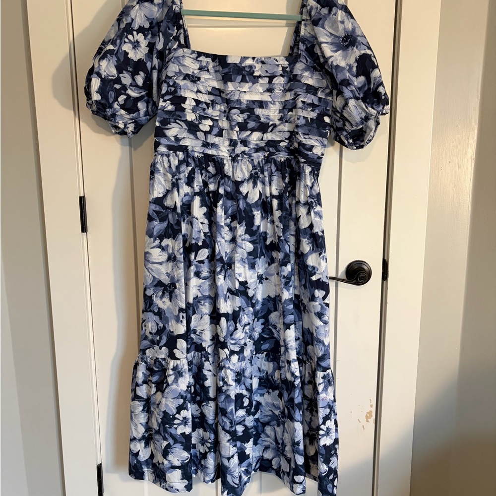 Abercrombie & Fitch Blue and White Floral Dress Emerson Poplin Puff Sleeve Midi